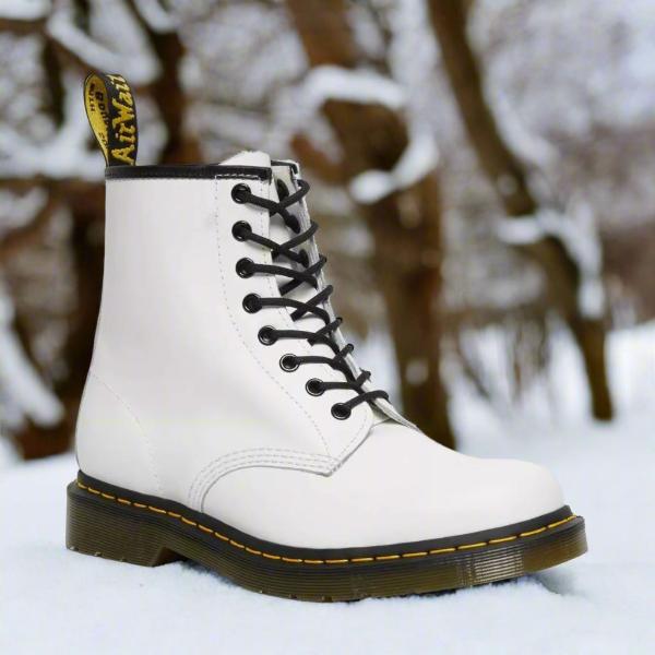 Alia - Women’s Elegant Lace-Up Boots